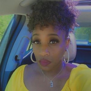 Meet your Posher, Erica